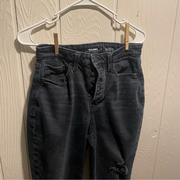 Old Navy High Rise Distressed Black Jeans - Picture 5 of 6